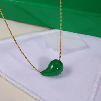 Новая Европа Америка Зеленая Акриловая Золотая цепочка Water Drop Роскошное ожерелье Женщина Известные дизайнерские бренды Ювелирные изделия Подарки Модные